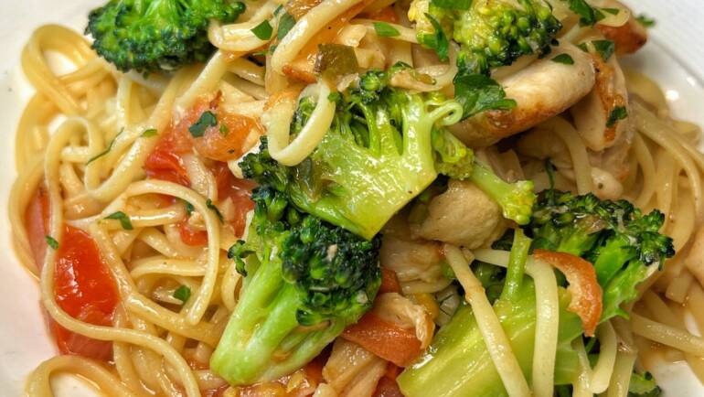 Tuscan Chicken Pasta